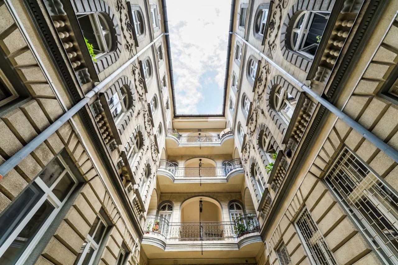 BpR Azure Desire Studio Budapest Exterior foto